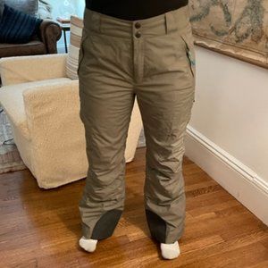 Women's Mountain Hardware Ski Pants, Size Medium, Insulated and Waterproof